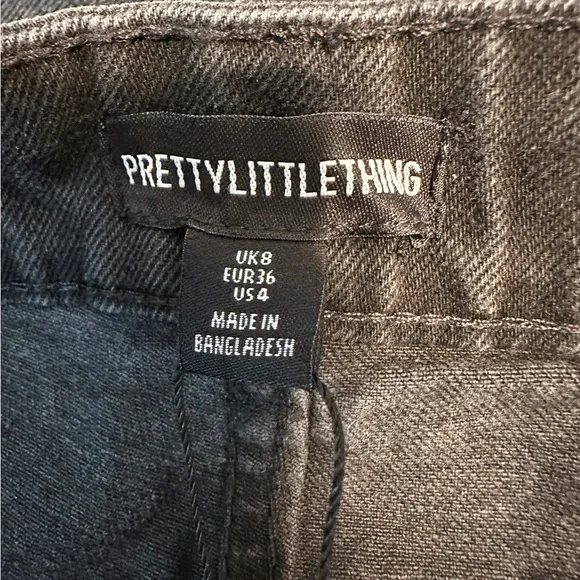 NWT PrettyLittleThing Washed Black Distressed Mom Jeans US Size 4 - Picture 11 of 16